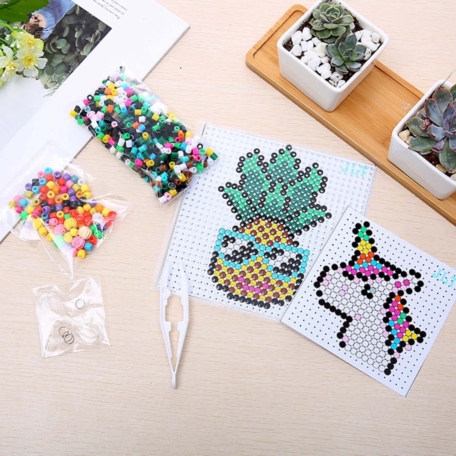Fuse Beads- Kit para pulseras y collares - piña unicornio - Image 3